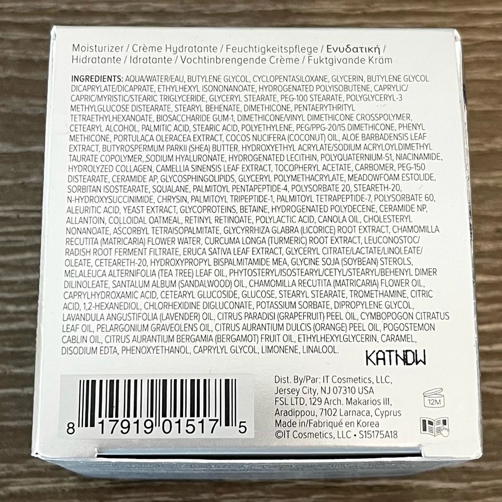 IT Cosmetics Confidence In A‎ Cream Anti-Aging Hydrating Moisturizer